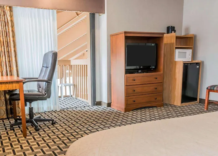 Quality Inn Grand Rapids North